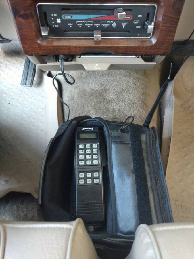 Attached picture bag phone 2.jpg